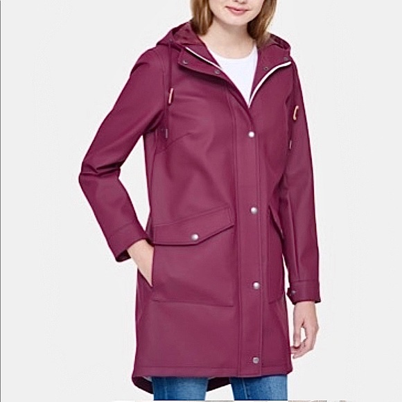Levi's Hooded Water Resistant Lightweight Raincoat, Large , Red